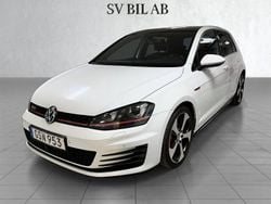 Vit Begagnad 2015 VW Golf VII GTI Halvkombi | 194 500 kr (Marknadspris)