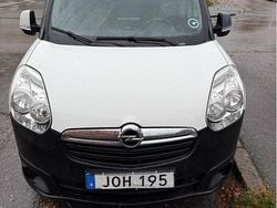 Vit Begagnad 2017 Opel Combo Van | 75 000 kr (Lite dyr)
