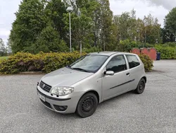 Silver Begagnad 2004 Fiat Punto Halvkombi | 19 500 kr