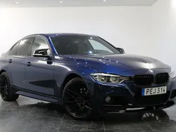 Blå Begagnad 2017 BMW 320 M Sport Sedan | 214 901 kr (Marknadspris)