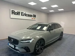 Grå Begagnad 2024 Volvo V90 Plus Kombi | 539 500 kr (Marknadspris)