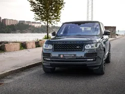 Grå Begagnad 2014 Land Rover Range Rover Autobiography SUV | 449 000 kr (Marknadspris)