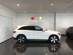 Vit Begagnad 2017 Mercedes GLC250 AMG SUV | 319 900 kr (Marknadspris)