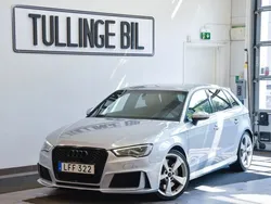 Silver Begagnad 2015 Audi RS3 Halvkombi | 339 900 kr (Marknadspris)