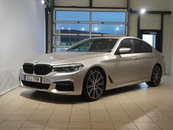 Ljusgrå Begagnad 2019 BMW 520 M Sport Sedan | 333 900 kr (Dyr)