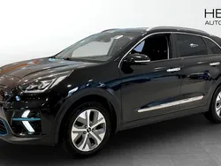 Svart (black) Begagnad 2022 Kia e-Niro Advance SUV | 279 990 kr (Marknadspris)