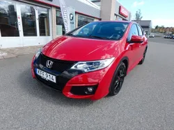 Röd Begagnad 2015 Honda Civic Sport Halvkombi | 159 000 kr (Marknadspris)