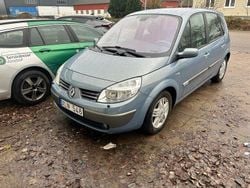 Blå Begagnad 2006 Renault Scénic II Minibuss | 26 002 kr (Marknadspris)