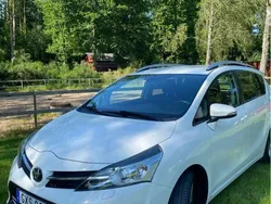 Vit Begagnad 2015 Toyota Verso Minibuss | 97 000 kr (Bra pris)