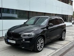 Svart Begagnad 2018 BMW X5 M Sport SUV | 450 000 kr (Dyr)