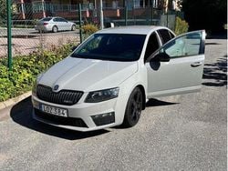 Grå Begagnad 2016 Skoda Octavia RS Halvkombi | 150 000 kr (Marknadspris)