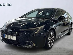 Svart Begagnad 2025 Toyota Corolla Style Kombi | 379 900 kr (Dyr)