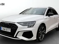 Vit Begagnad 2023 Audi A3 Sportback e-tron S-Line Sedan | 429 000 kr (Dyr)