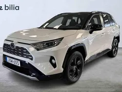 Vit Begagnad 2019 Toyota RAV4 Hybrid SUV | 359 900 kr