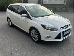Vit Begagnad 2014 Ford Focus Titanium Kombi | 42 900 kr (Superpris)