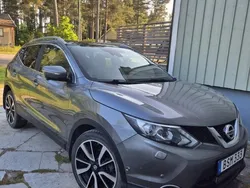 Grå Begagnad 2014 Nissan Qashqai SUV | 80 000 kr (Marknadspris)