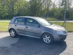 Mörkgrå Begagnad 2004 VW Golf IV Trendline Halvkombi | 38 800 kr (Lite dyr)