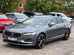 Grå Begagnad 2017 Volvo S90 Inscription Sedan | 299 500 kr (Marknadspris)