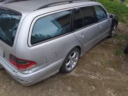 Grå Begagnad 2001 Mercedes E280 Avantgarde Kombi | 24 900 kr