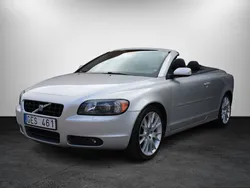 Ljusgrå (grå) Begagnad 2006 Volvo C70 Summum Cab | 119 900 kr (Marknadspris)