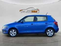 Blå Begagnad 2015 Skoda Fabia Ambiente Halvkombi | 62 900 kr (Marknadspris)