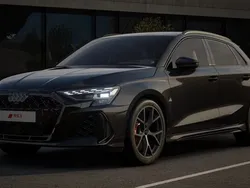 Svart Ny 2025 Audi RS3 Sportback Comfort Halvkombi | 840 200 kr (Lite dyr)