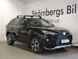 Svart Begagnad 2021 Suzuki Across SUV | 359 000 kr (Marknadspris)