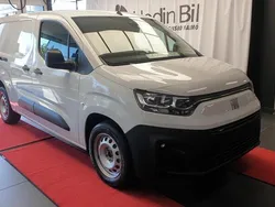 Grå Begagnad 2022 Fiat e-Doblò L2 50 kWh Minibuss | 315 400 kr