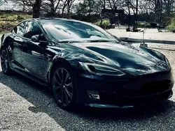 Svart Begagnad 2020 Tesla Model S Performance Sedan | 649 000 kr