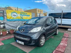 Grå Begagnad 2009 Peugeot 107 Halvkombi | 42 899 kr (Marknadspris)