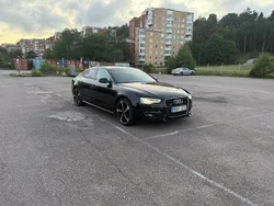 Svart Begagnad 2013 Audi A5 Sportback Comfort Halvkombi | 109 900 kr (Marknadspris)