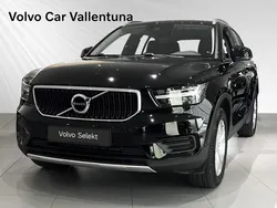 Svart Begagnad 2022 Volvo XC40 SUV | 299 900 kr (Superpris)