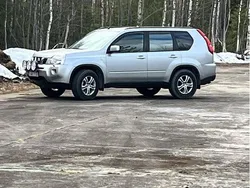 Silver Begagnad 2010 Nissan X-Trail SUV | 75 000 kr (Dyr)