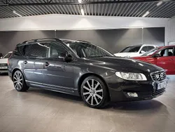 Grå Begagnad 2014 Volvo V70 Dynamic Kombi | 154 900 kr (Dyr)