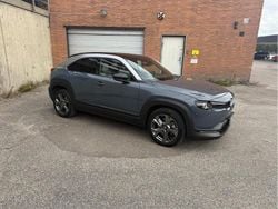 Begagnad 2021 Mazda MX30 Cosmo SUV | 157 000 kr (Marknadspris)