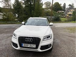Vit Begagnad 2015 Audi Q5 Design SUV | 115 000 kr (Marknadspris)