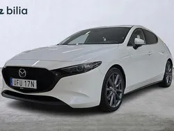 Vit Begagnad 2019 Mazda 3 Halvkombi | 199 000 kr (Bra pris)