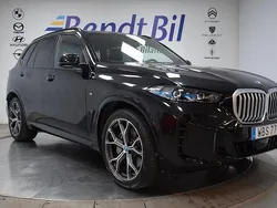 Svart Begagnad 2024 BMW X5 M Sport SUV | 999 500 kr (Superpris)