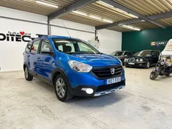 Ljusblå (blå) Begagnad 2016 Dacia Lodgy Stepway Minibuss | 79 500 kr (Marknadspris)