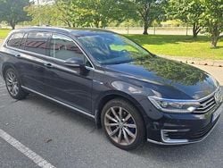 Svart Begagnad 2017 VW Passat GTE Kombi | 119 000 kr (Bra pris)