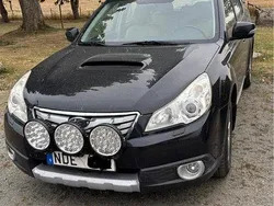 Svart Begagnad 2012 Subaru Outback SUV | 40 000 kr (Bra pris)