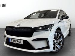 Vit Begagnad 2022 Skoda Enyaq iV SportLine SUV | 359 900 kr (Marknadspris)