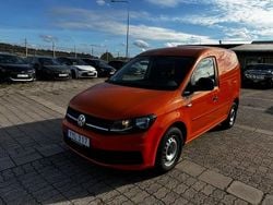 Orange Begagnad 2018 VW Caddy Minibuss | 149 875 kr (Lite dyr)