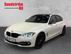 Vit Begagnad 2016 BMW 320 Sport Line Sedan | 147 900 kr (Bra pris)