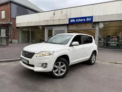 Vit Begagnad 2010 Toyota RAV4 SUV | 59 900 kr (Marknadspris)