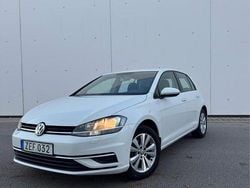Vit Begagnad 2018 VW Golf VII Halvkombi | 129 000 kr (Marknadspris)