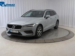 Grå Begagnad 2023 Volvo V60 Core Kombi | 319 900 kr (Bra pris)