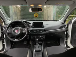Vit Begagnad 2017 Fiat Tipo Lounge Halvkombi | 110 000 kr (Marknadspris)