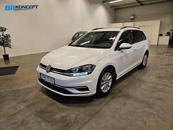 Vit Begagnad 2017 VW Golf VII Kombi | 119 900 kr (Marknadspris)