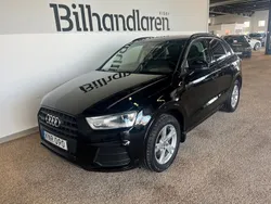Svart Begagnad 2016 Audi Q3 SUV | 165 000 kr (Marknadspris)